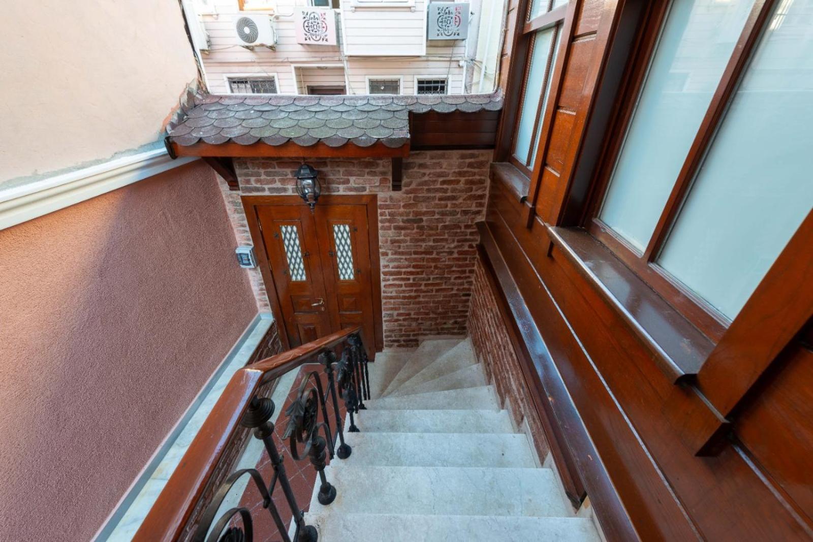 Brown Mansion Oldcity Istanbul Exterior photo