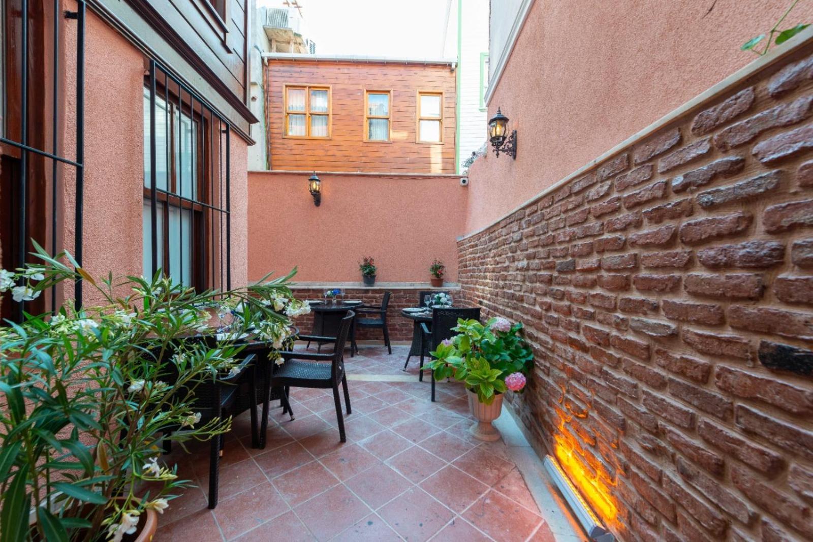 Brown Mansion Oldcity Istanbul Exterior photo