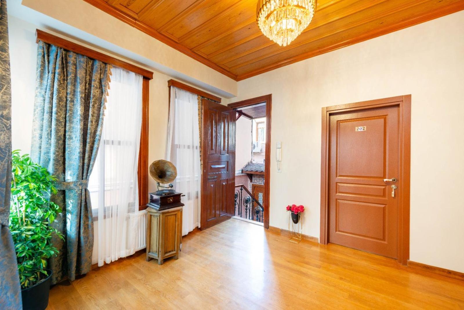 Brown Mansion Oldcity Istanbul Exterior photo